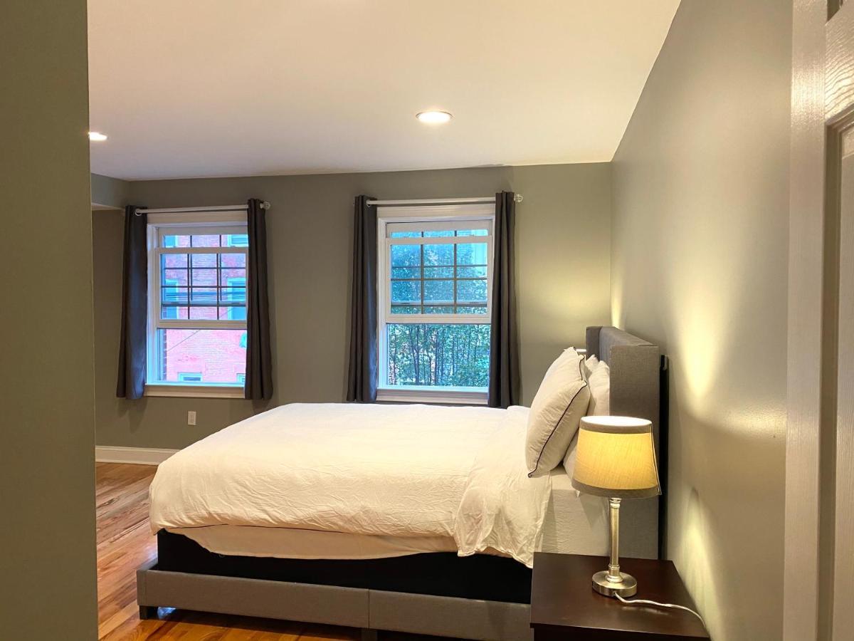 Alina & Fanny - Philadelphia 1212 Mt Vernon St מראה חיצוני תמונה